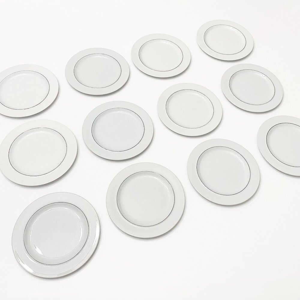 12 x Royal Copenhagen Blåkant Blue Line – Salad plates Salattallerken No 3068